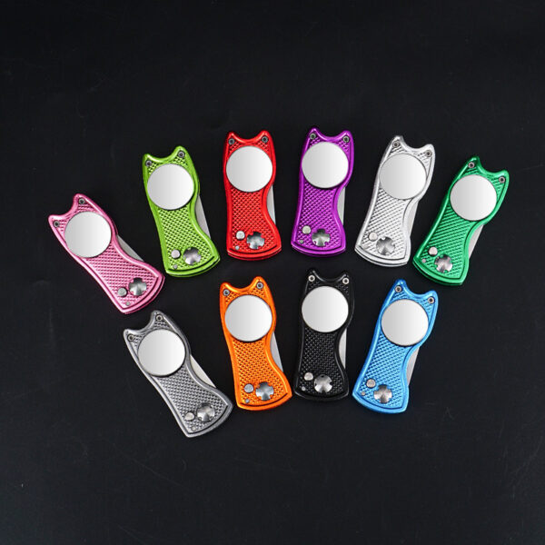 Folding Golf Divot Tool